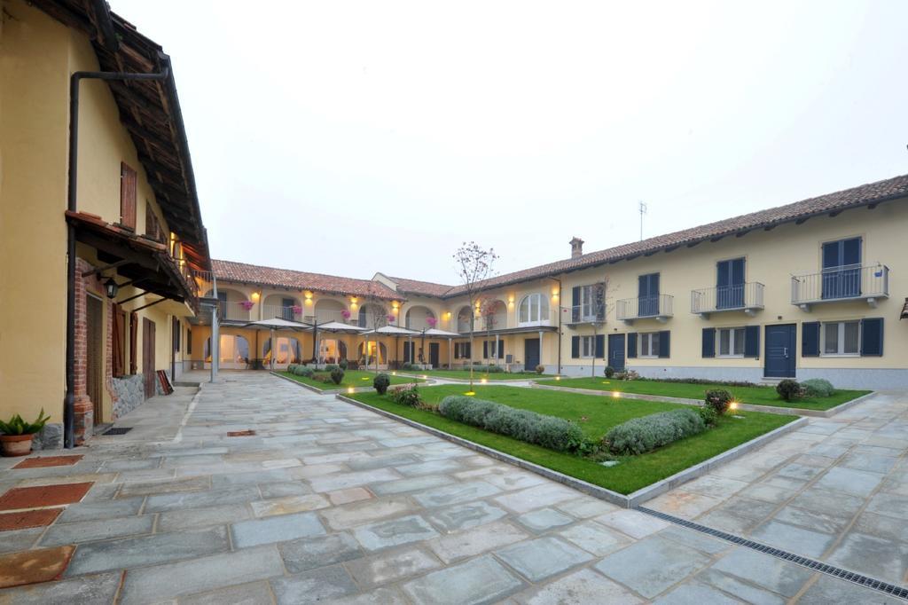 Agriturismo Cascina Varie Castagnito Kültér fotó