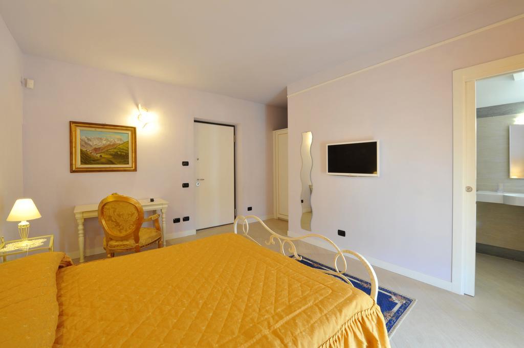 Agriturismo Cascina Varie Castagnito Kültér fotó