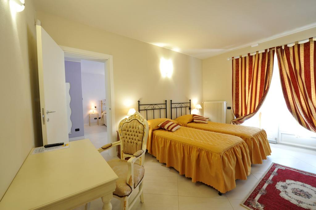 Agriturismo Cascina Varie Castagnito Kültér fotó