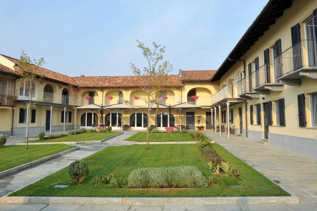 Agriturismo Cascina Varie Castagnito Kültér fotó