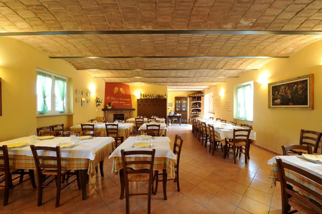 Agriturismo Cascina Varie Castagnito Kültér fotó