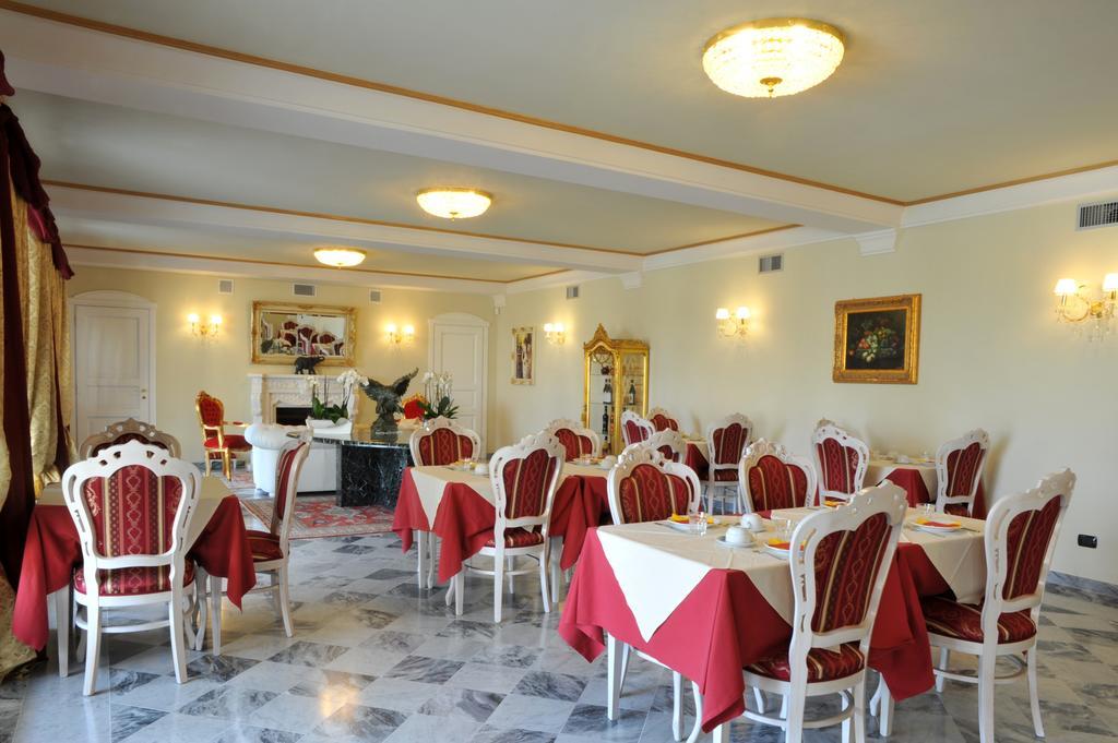 Agriturismo Cascina Varie Castagnito Kültér fotó